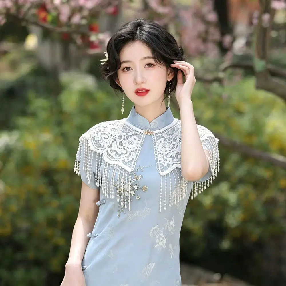 1 Piece Women's Lace Tassel Beaded Shawl, Floral Hollow-Out Shoulder Cover, Short Outerwear, Vintage Style Wedding Bridal Evening Gown Accessory, Suitable for Party Dresses