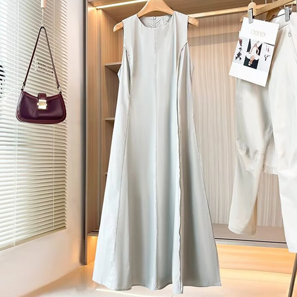 

Maxdutti Summer Tank Dress Women French Beige Sleeveless Dress Minimalist Splicing Slim Fit Mini Dress Evening Dresses Vestidos