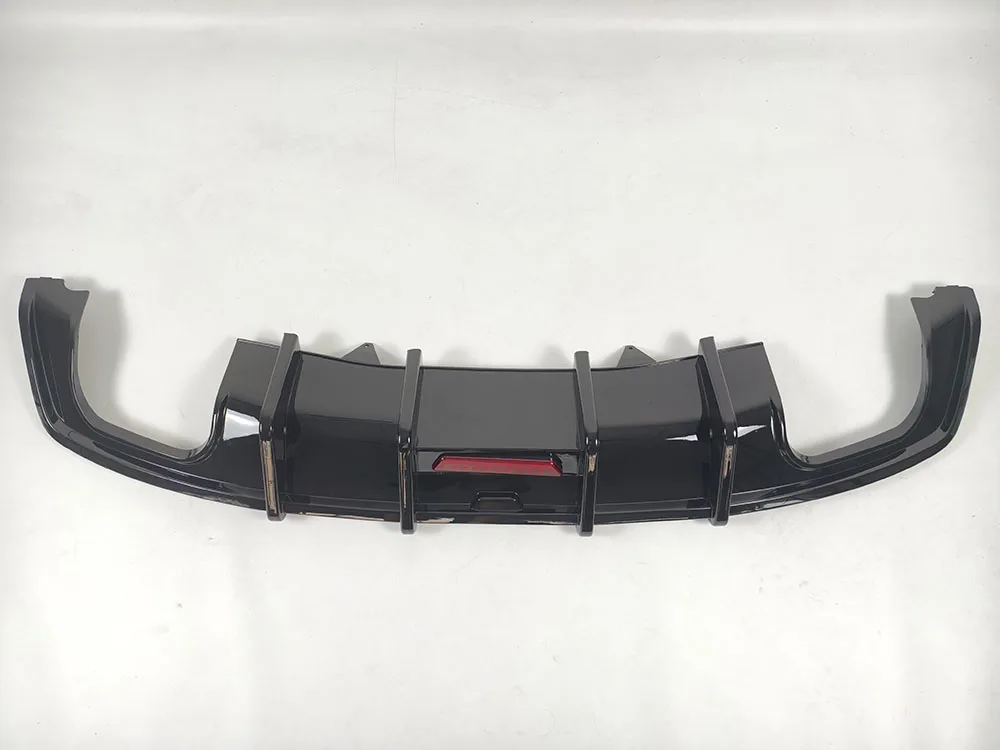Rear Bumper Lip Diffuser Spoiler With Lamp ABS Gloss Black for Audi A5 Sline S5 B9 Sport 2017-2020 Rear Diffuser Carbon Look - view 4