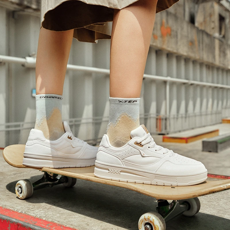 Xtep Mubai 2.0 Skateboarding Shoes Women Casual Street Style Sports Shoes Vintage Comfortable Female Sneakers 877318310028