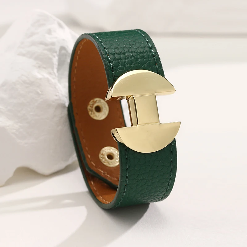 Gothic Punk Lychee Pattern Glossy Bracelets Belt Buckle PU Leather Women Men Multicolor Couple Bangles Fashion Top Jewelry