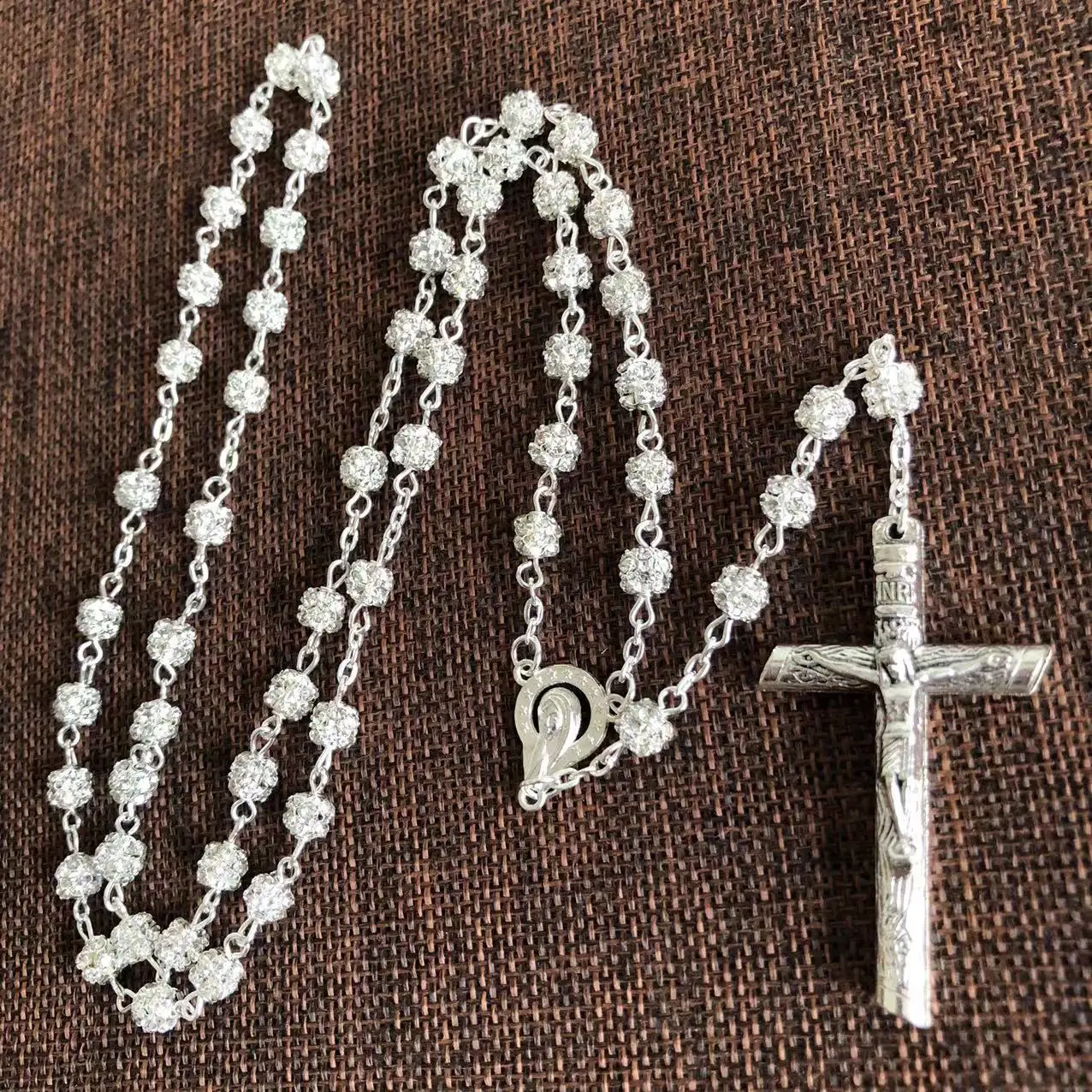 Free shipping white or black rosary bead necklace/ catholic rosary/ glass rosary / rhinestone rosary special offer