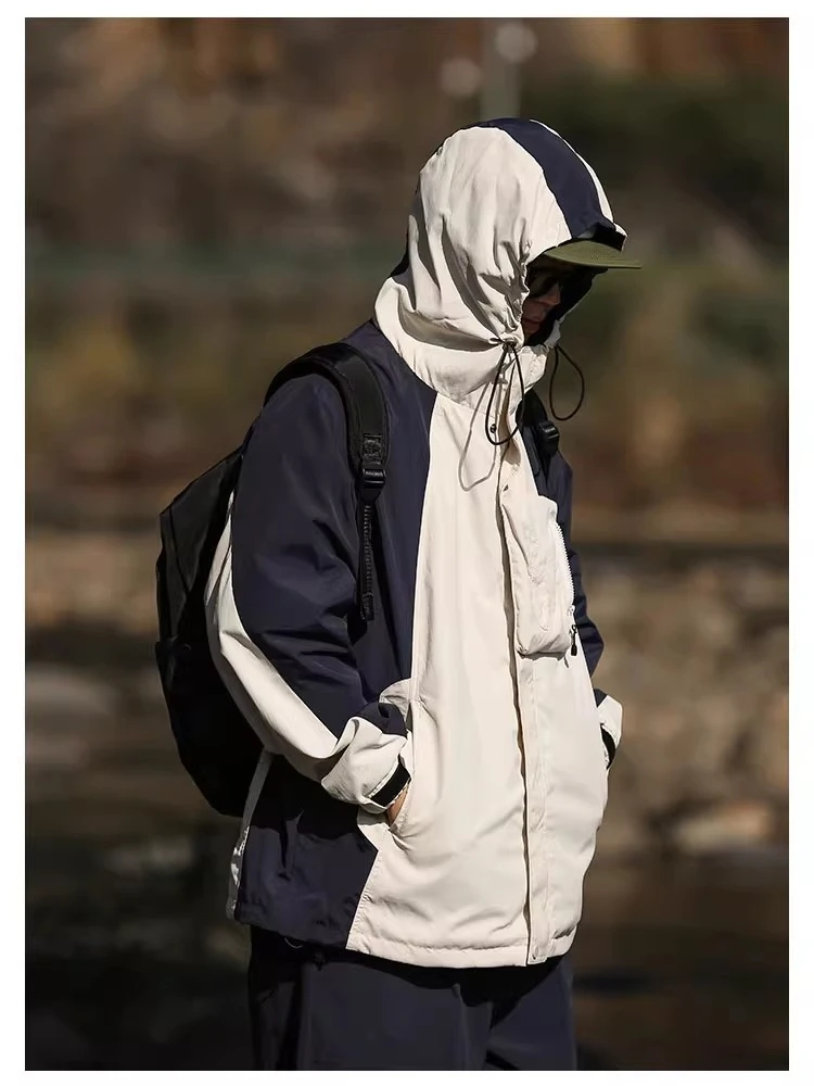 

Мужская демисезонная куртка свободного кроя с капюшоном, в стиле колор-блок, для повседневной носки и активного отдыха, модная, из полиэстера, на молнии