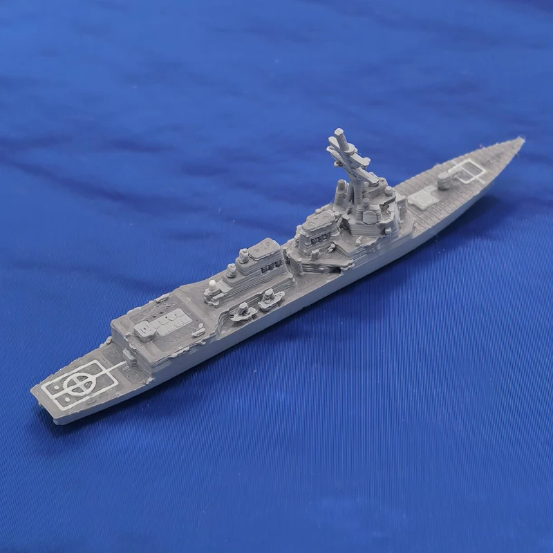 

3D-печатная модель эсминца ВМС США Arleigh Burke Flight III в масштабе 1/2000, версия с водной линией, для декора рабочего стола и витрин