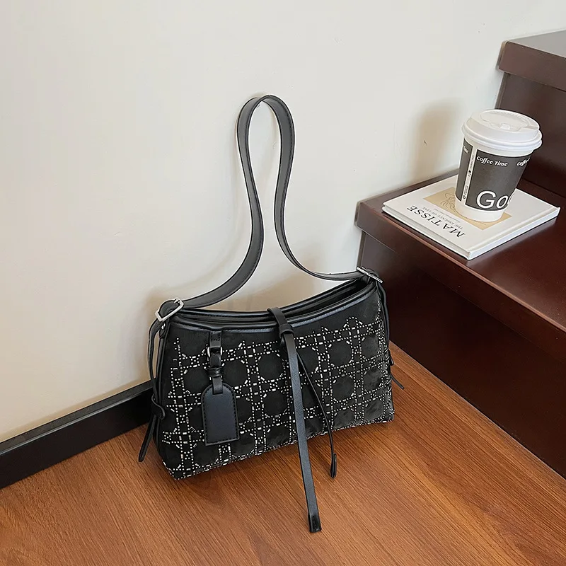 

Сумочка Косая сумка Джинсовая сумка с бриллиантами Джинсовая синяя сумка с блестками и горячими бриллиантами Иноземный стиль Модная сумка-подушка на плечо