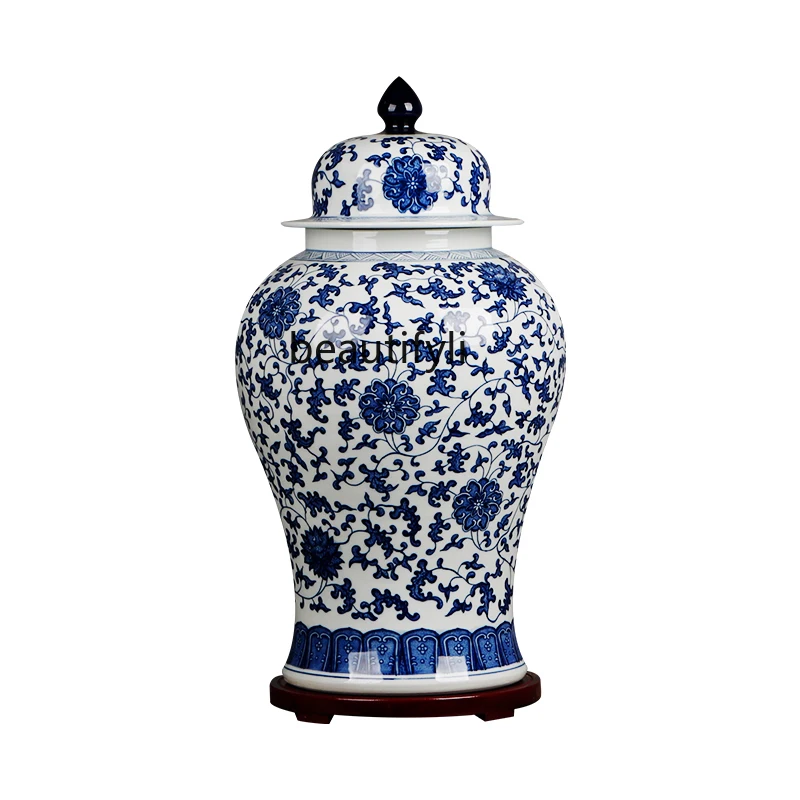 Jingdezhen Porcelain Hand Painted Fake Antique Blue and White Porcelain Bottle Chinese Living Room Vase with Lid Decoration