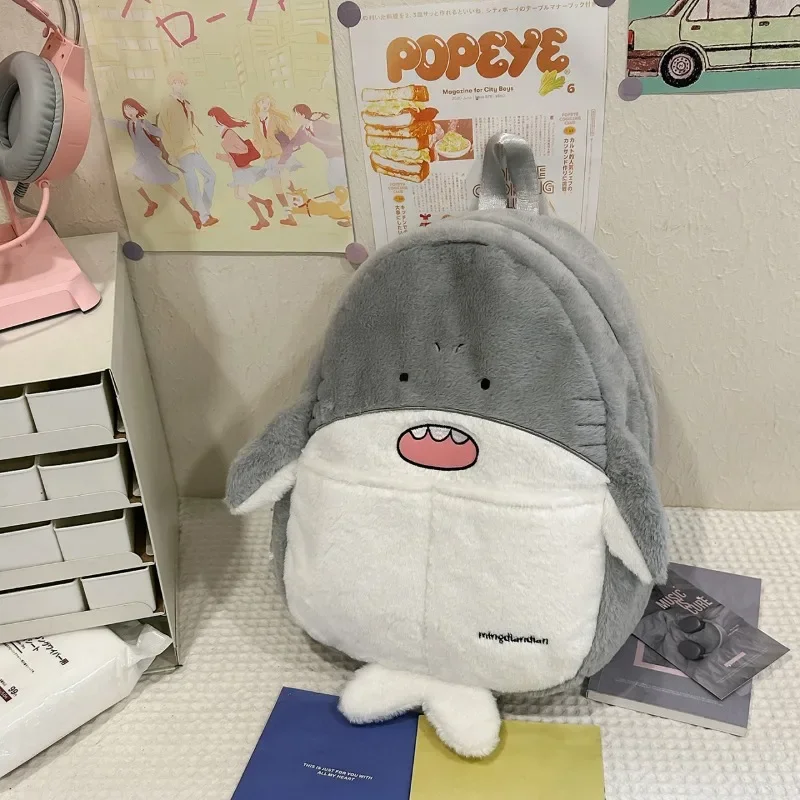 Tierischer Cartoon-Pinguin-Plüschrucksack Kawaii Hai-Siegel-Weiche Flauschige Schultasche für Teenager Tägliche Reise-Schultertasche Geschenk – Detail 11