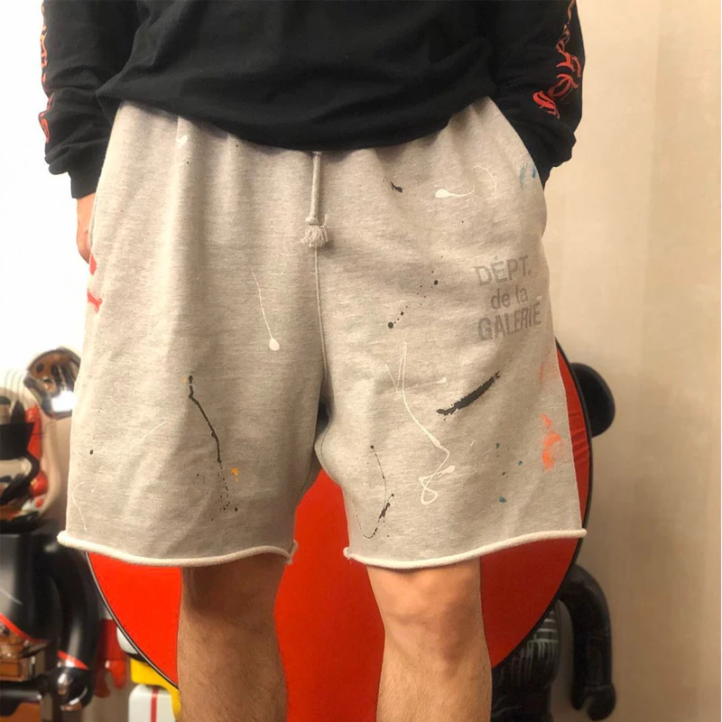 

Мужские летние повседневные шорты свободного кроя с ручной росписью, молодежные, прямые, с деталями в виде карманов, не требуют глажки.