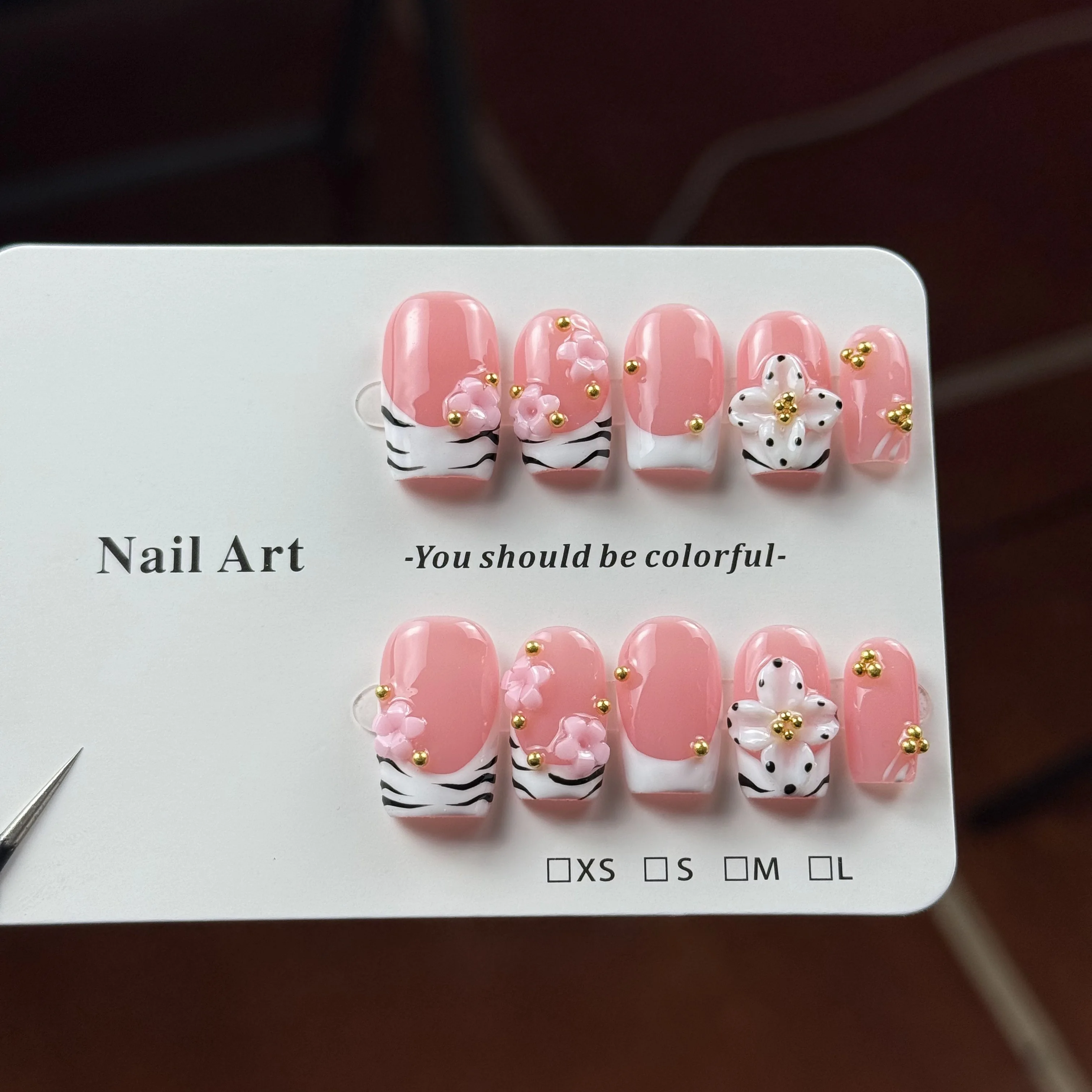 10pcs high-end Pink girlish style, hand-painted three-dimensional carvings, decorated with small gold beads handmade French Tip