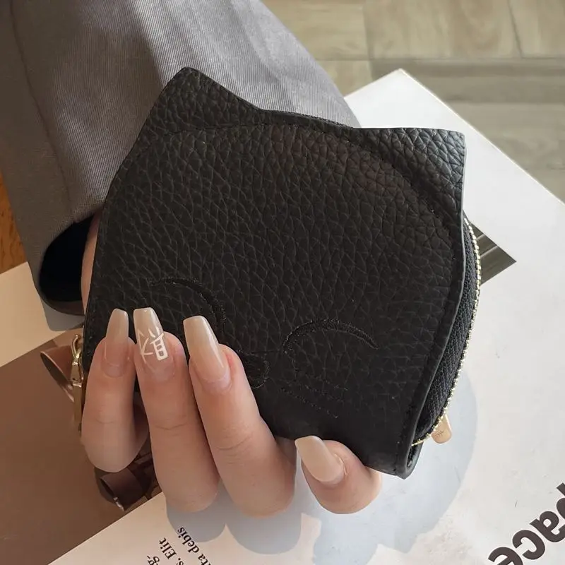 Leather Minimalist Ultra-Thin Multi Slot Cute and Compact Anti Demagnetization Lightweight Organ Card Bag for Women