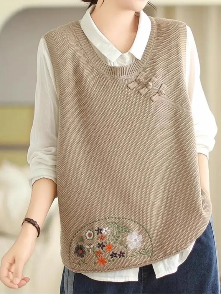 Loose Knitted Sleeveless round Neck Embroidered Button Vest Women's Fashion Spring New Style Casual Comfortable Top