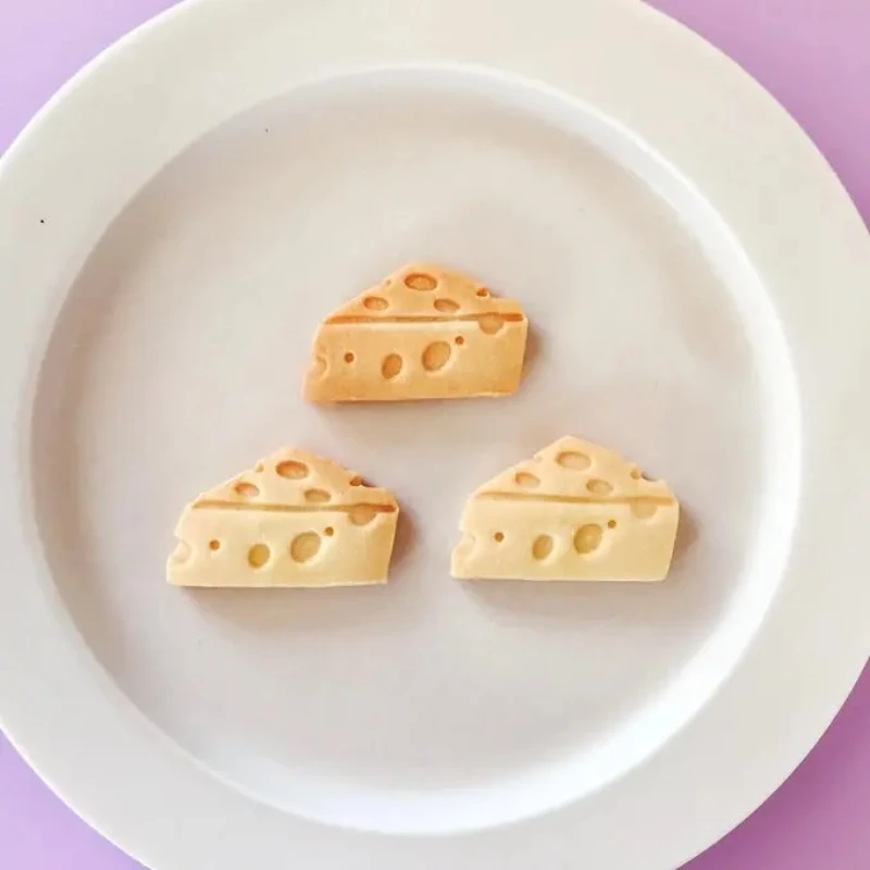 Cute Mouse Eating Cheese Shaped Cookie Cutters Cartoon Animal Biscuits Moulds Stamps 3D PLA Fondant Embossing Baking Tools