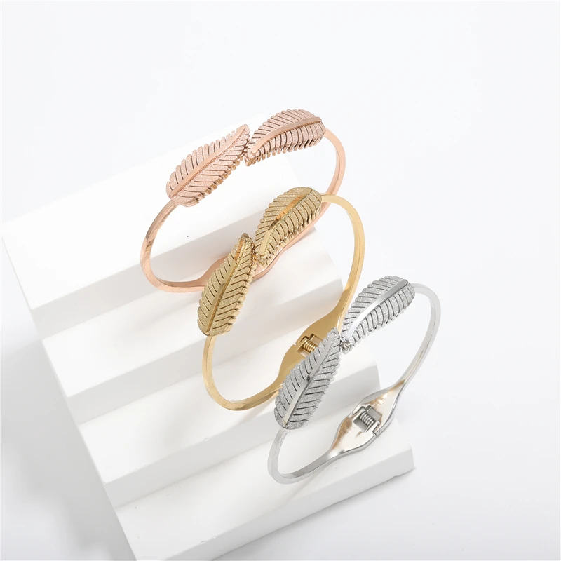 Fashion Stainless Steel Leaf Shaped Open Bangles for Women Trendy Leaves Cuff Bracelets Girls Party Birthday Gift