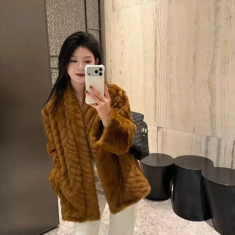 Abrigo de piel sintética de visón para mujer, cuello en V de temperamento femenino, prendas de vestir holgadas, Top informal de Color puro, integrado, protección del medio ambiente