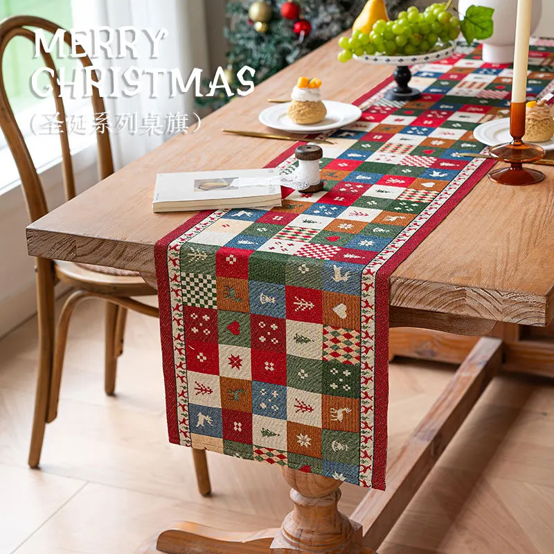 

Christmas Table Runner With Tassel, Seasonal Winter Xmas Holiday Kitchen Dining Table Decor for Indoor Outdoor Home Party Decor