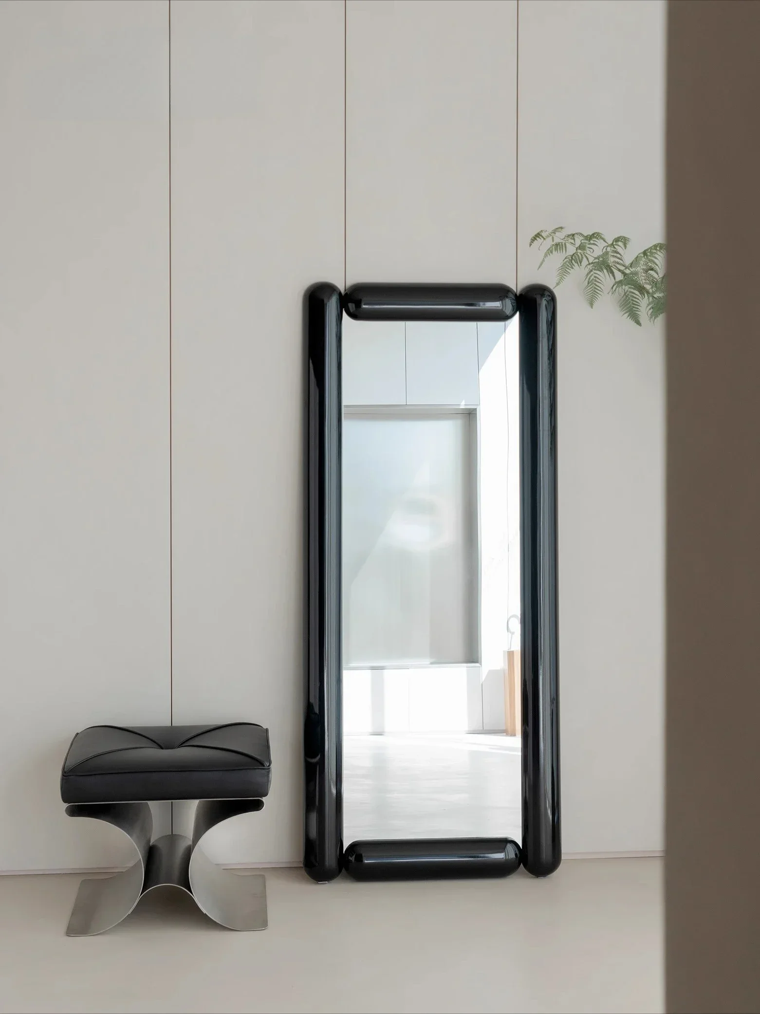 Cheese mirror, designer Nordic full-length mirror, homestay fashion Internet celebrity blogger floor decoration cream