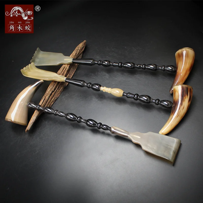 Handcrafted from Yak horns, the horn massager is used for back rubbing and itch relief