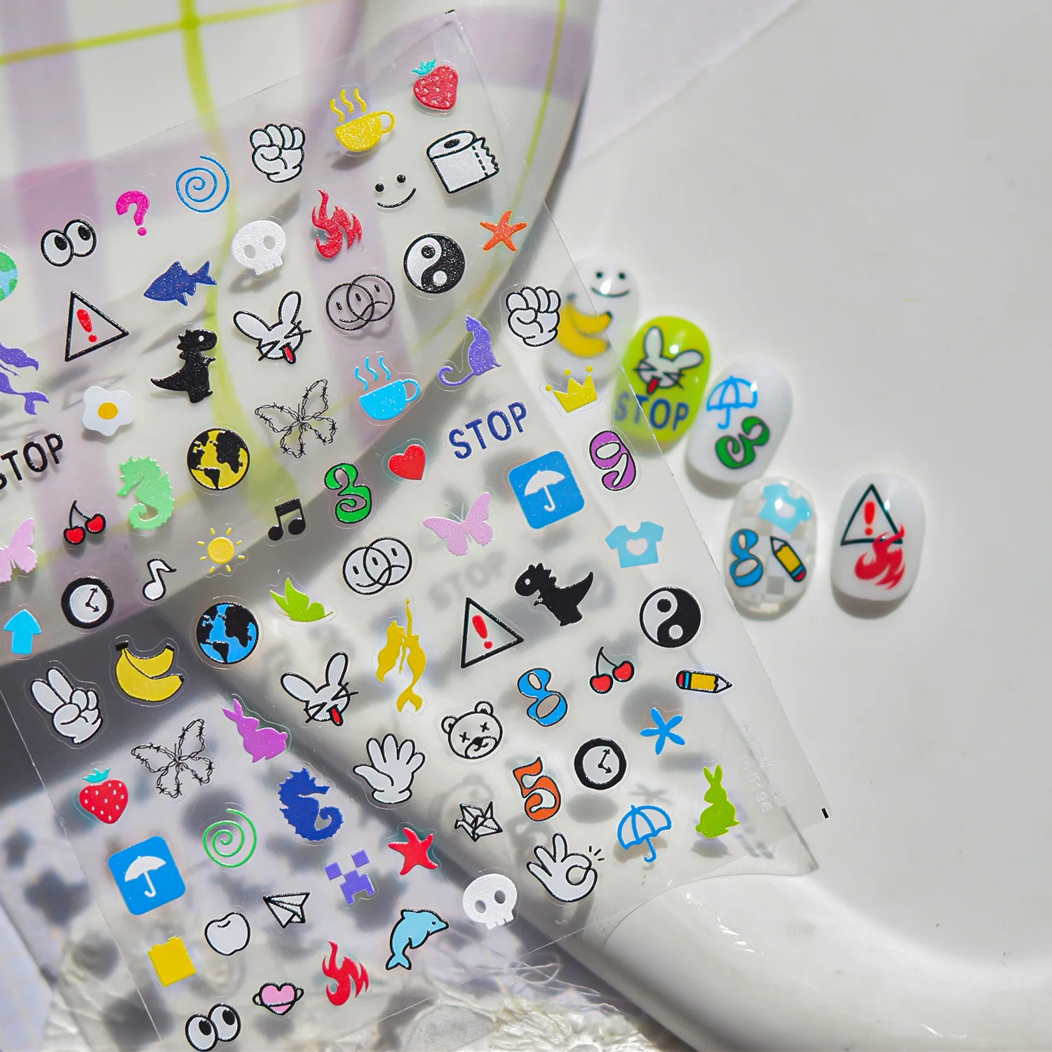 Hans frutas animais peixe número olho tempo estrela coroa padrão guindaste de papel lápis dinossauro coração arte do prego adesivos manicure decalques