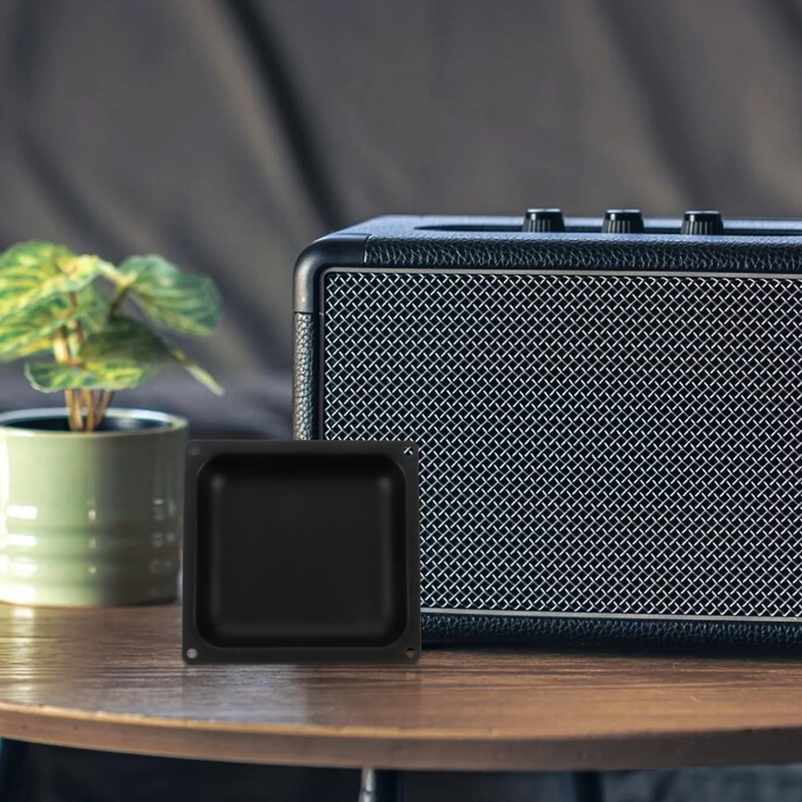 

Heavy Duty Iron Handle Box for Loudspeaker Accessories Minimalist Metal Storage for Audio Gear Efficient Space Optimization in