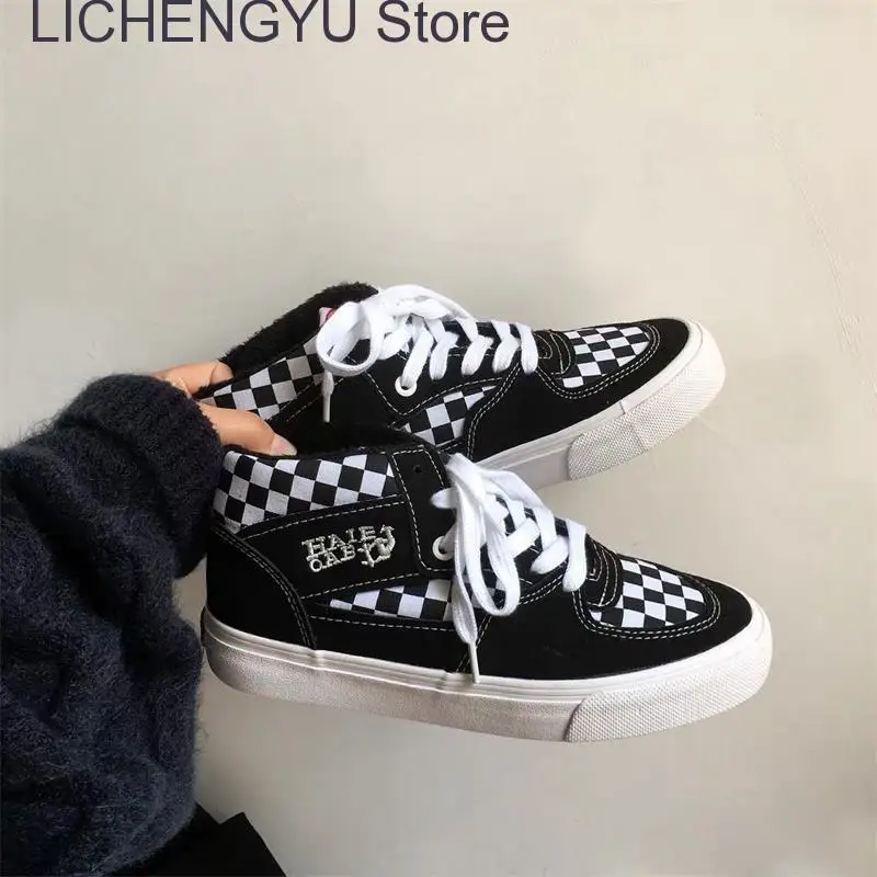 New Women's Winter Plus Velvet Sports Shoes Tennis Platform Summer Vintage Vulcanize Flat Casual College Student Soft Sneakers