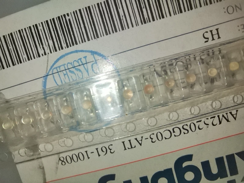 

50 шт./AM2520SGC03-AT1 Micro LED небольшой светильник-бабочка, желто-зеленый, купольная линза