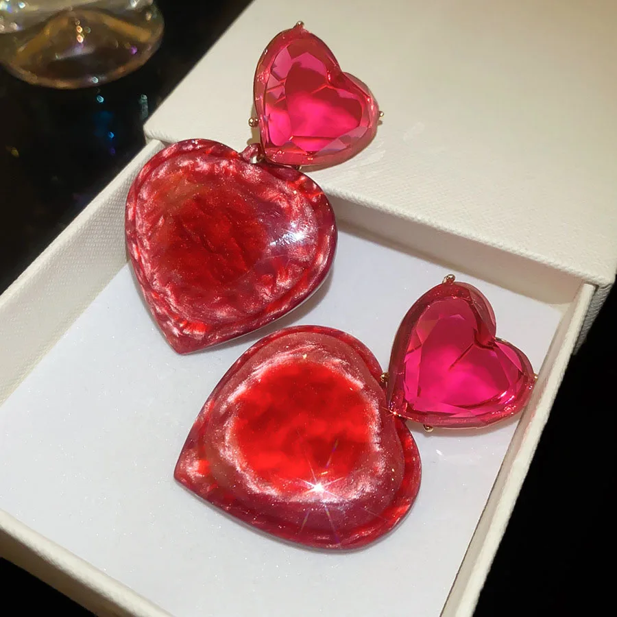 European and American resin heart-shaped pendant earrings