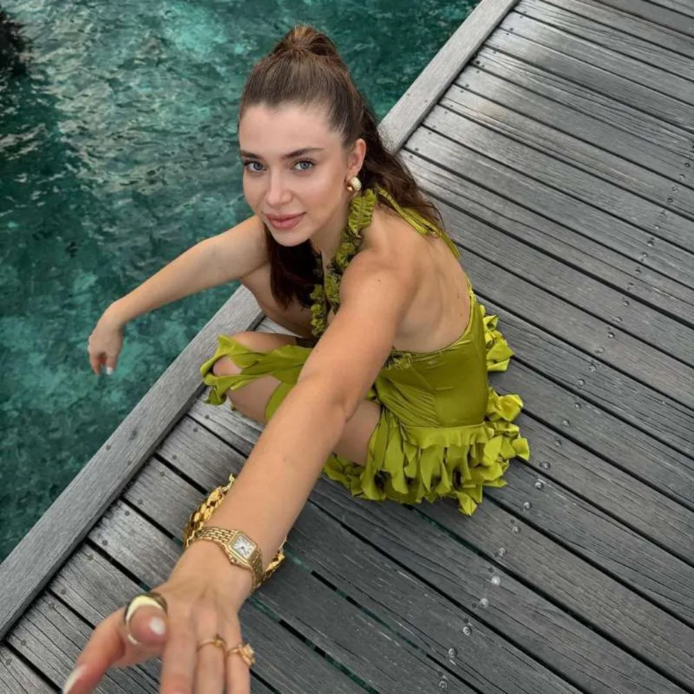 Sukienka damska seksowna bez pleców na lato 2025 - Y2K Streetwear Sukienka midi bodycon na ramiączkach na wieczorne wyjście, imprezę w klubie nocnym