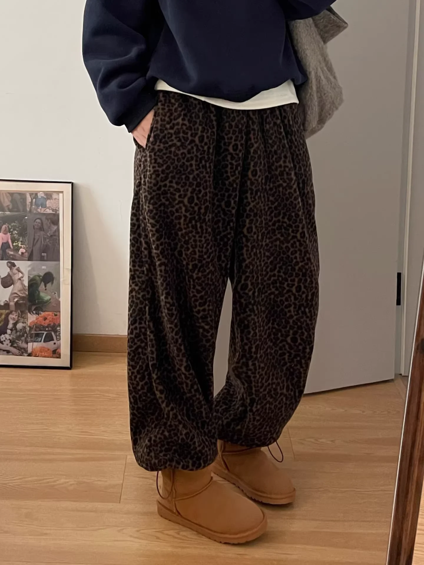 

Стильные корейские двусторонние флисовые брюки с леопардовым принтом, повседневные, на шнурке, с манжетами, теплые, широкие, для женщин, в стиле ретро, для отдыха