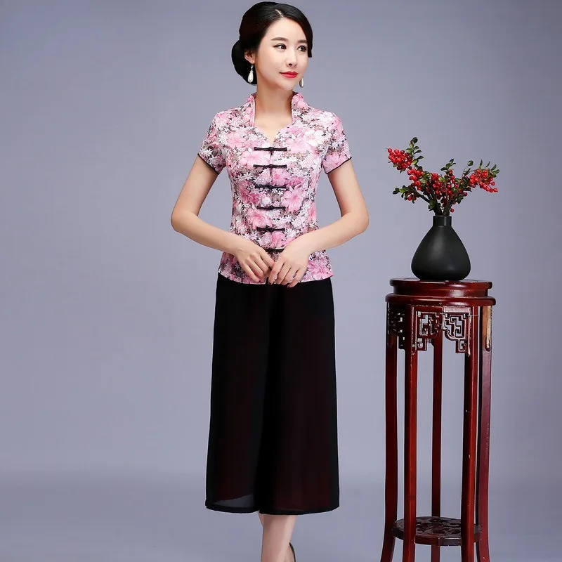 

Летний улучшенный модный топ Cheongsam с короткими рукавами, короткий костюм Тан, комплект из двух предметов, комплект укороченных брюк для свадебного банкета матери