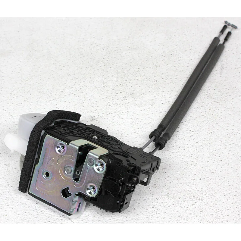 Door Lock Actuator FRONT LEFT DRIVER For 2015-2020 Genesis G80 OEM 81310B1000