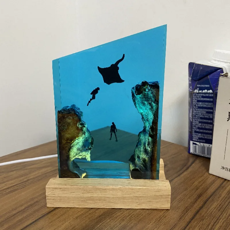 Manta Ray Diver Ocean Series Resin Lamp Decoration for Home Artistic Decorative Craftwork Creative Birthday Gift