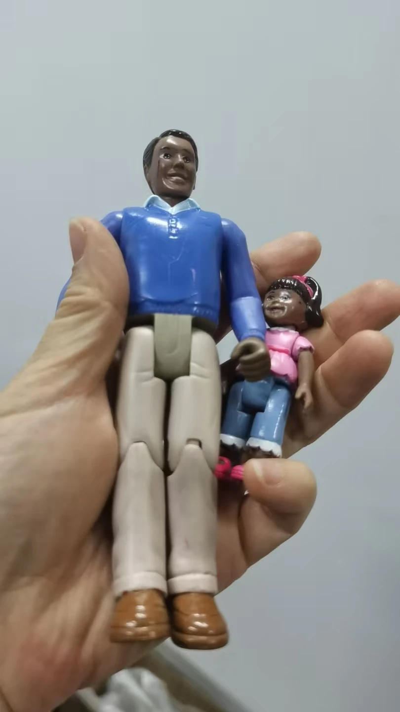 pvc model   father  and  daughter  2pcs/set junction movable