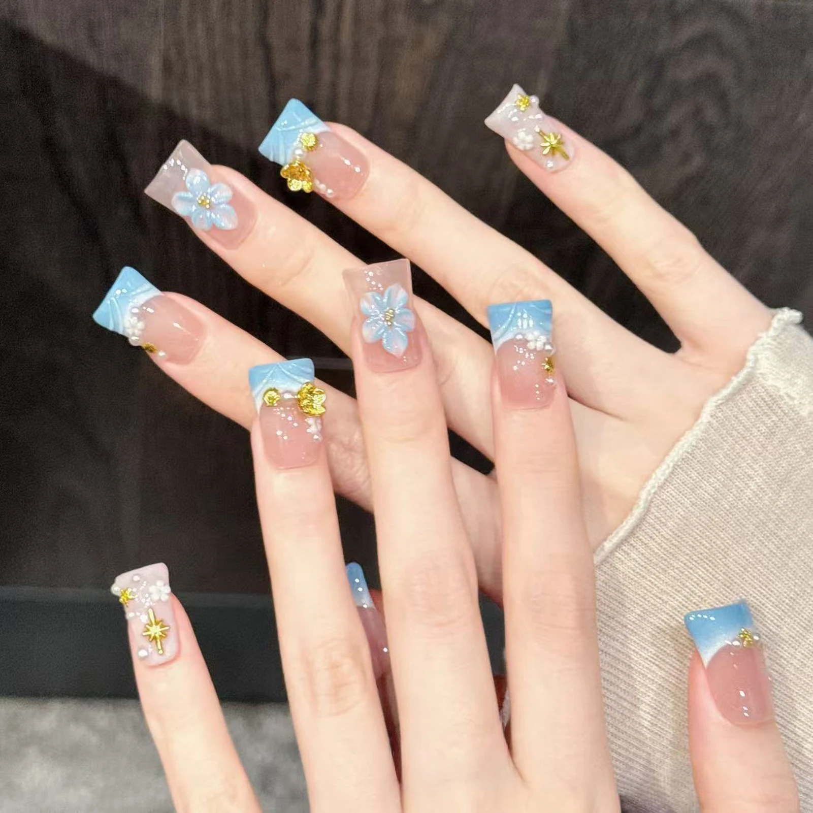 unhas-posticas-para-festas-de-casamento-com-efeito-degrade-azul-e-estilo-oceanico-unhas-artificiais-de-resina-para-mulheres-para-uso-diario-e-para-noivas-com-um-toque-elegante