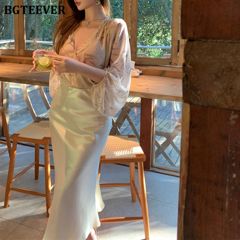 BGTEEVER Spring Summer Vintage Slim Women 2 Pieces Skirt Set V-neck Printed Blouses Shirts & High Waist Package Hip Skirts