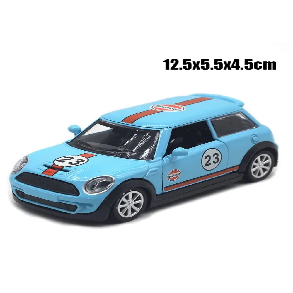 1: 32 طلاء سبيكة صغيرة رقم. 23 نموذج سيارة سباق كلاسيكي مع نموذج سيارة مفتوح الباب المجدد