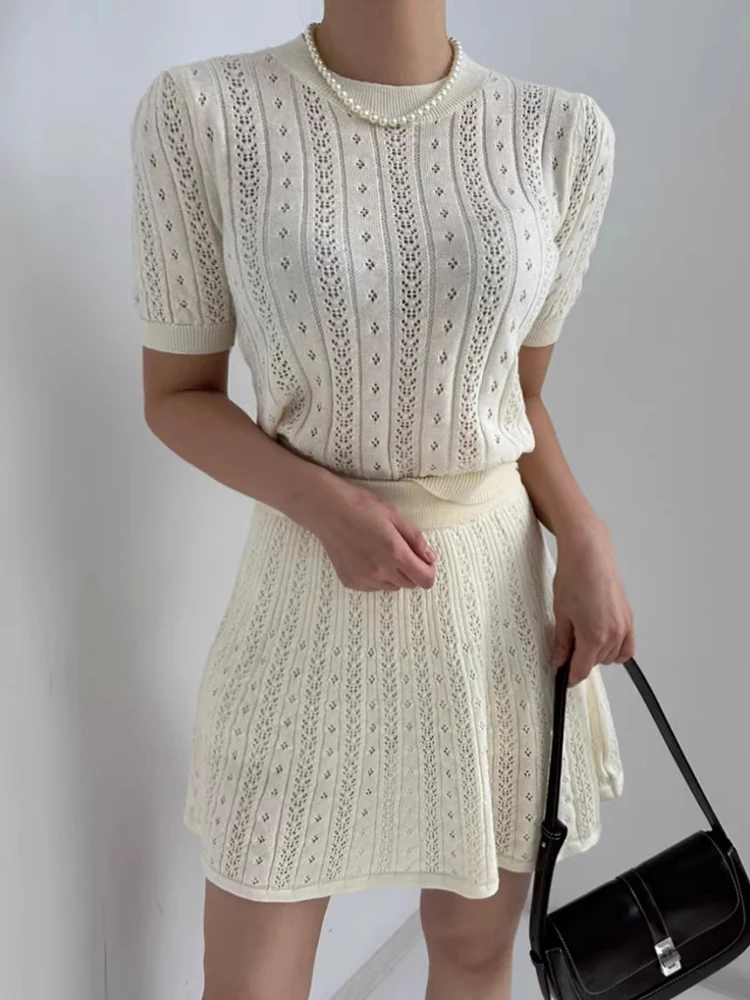 Chic Summer ort Knitted Sweater Hollow out A-Line  Skirt Two-Piece Set High Waist Design Faionable And Ele