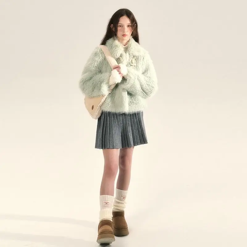 Coat With High-End Lapel And Horn Button Design Faux Fur Coat Green Korean Style Short Autumn And Winter Coat