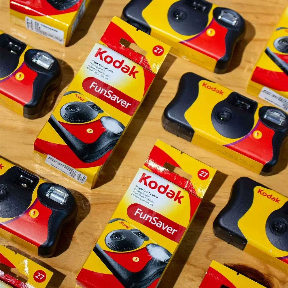 - 27/39 Exposures Kodak FunSaver 35mm Waterproof HD Power Original Disposable Single Use Point-and-Point Film Camera with Flash