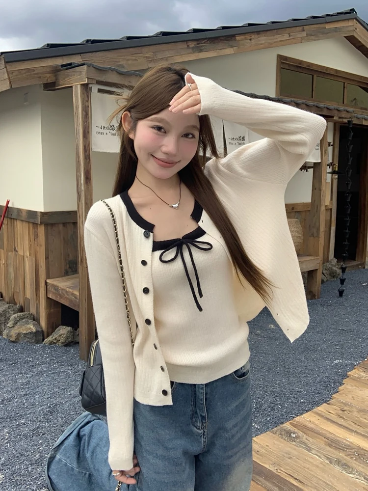 

Весенний комплект 2026: Модный повседневный образ в корейском стиле – вязаный кардиган с длинным рукавом и жилет с завязками, с завышенной талией