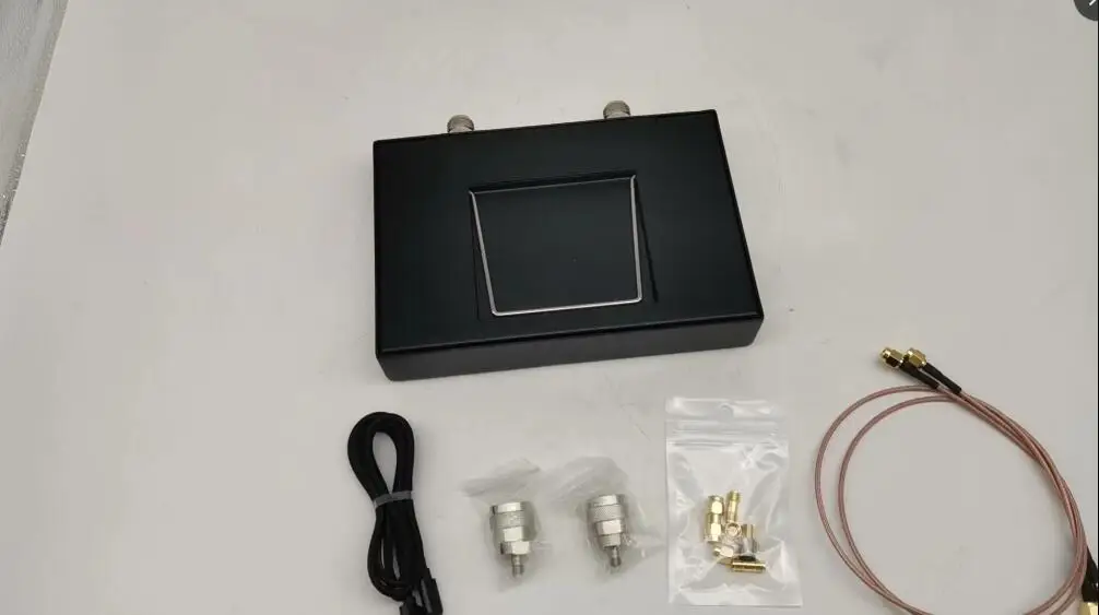 Imagem -02 - Analisador de Rede Vetorial com Toque Ips Lcd Sv4401a 50khz4.4ghz hf Vhf Uhf Analisador de Antena 100db Dinâmico Vna Versão em Inglês Polegadas
