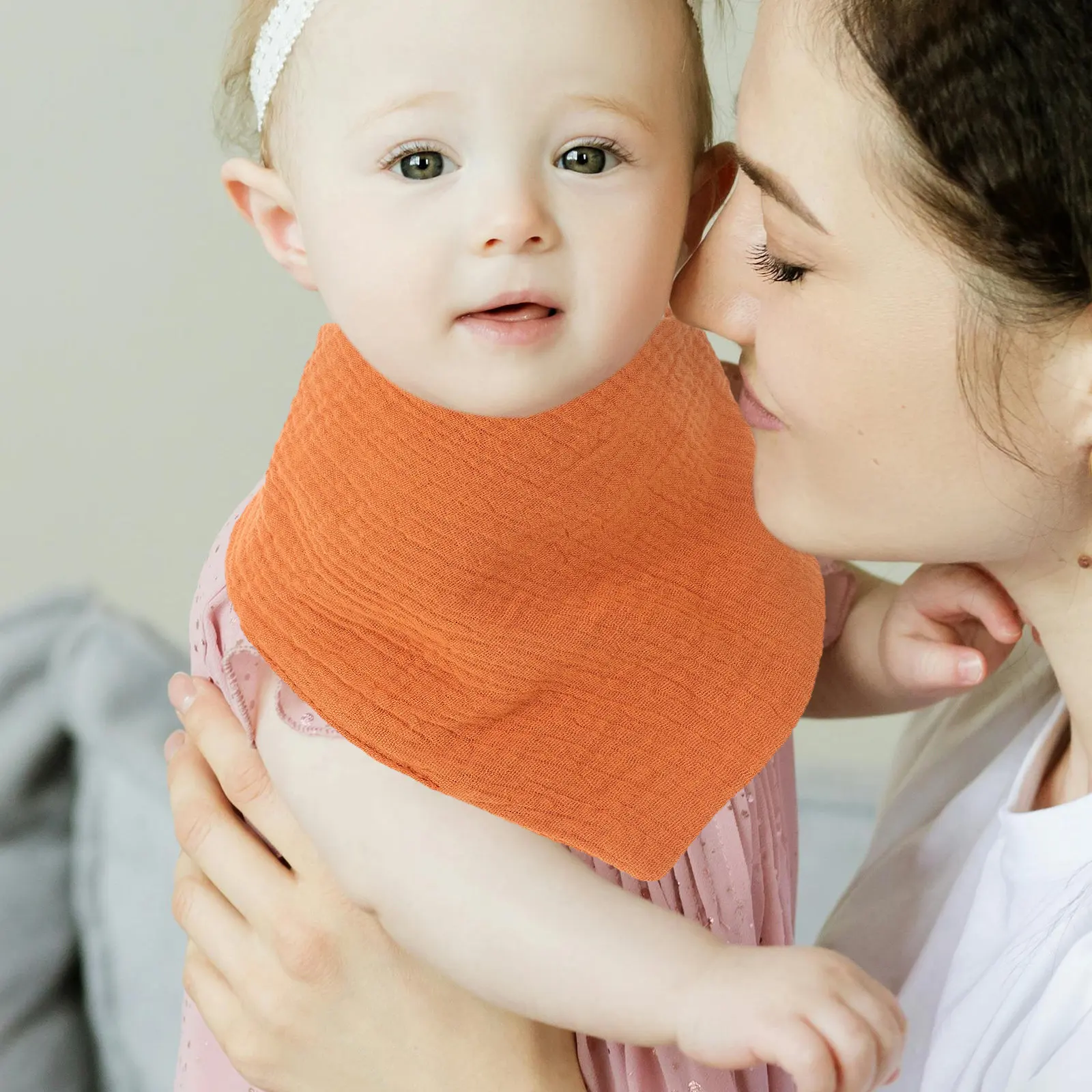 

10 шт. двухслойных марлевых слюнявчиков-нагрудников из хлопка, регулируемые, треугольные, мягкие, дышащие, моющиеся, многоразовые, унисекс, для защиты от слюней и отрыжки