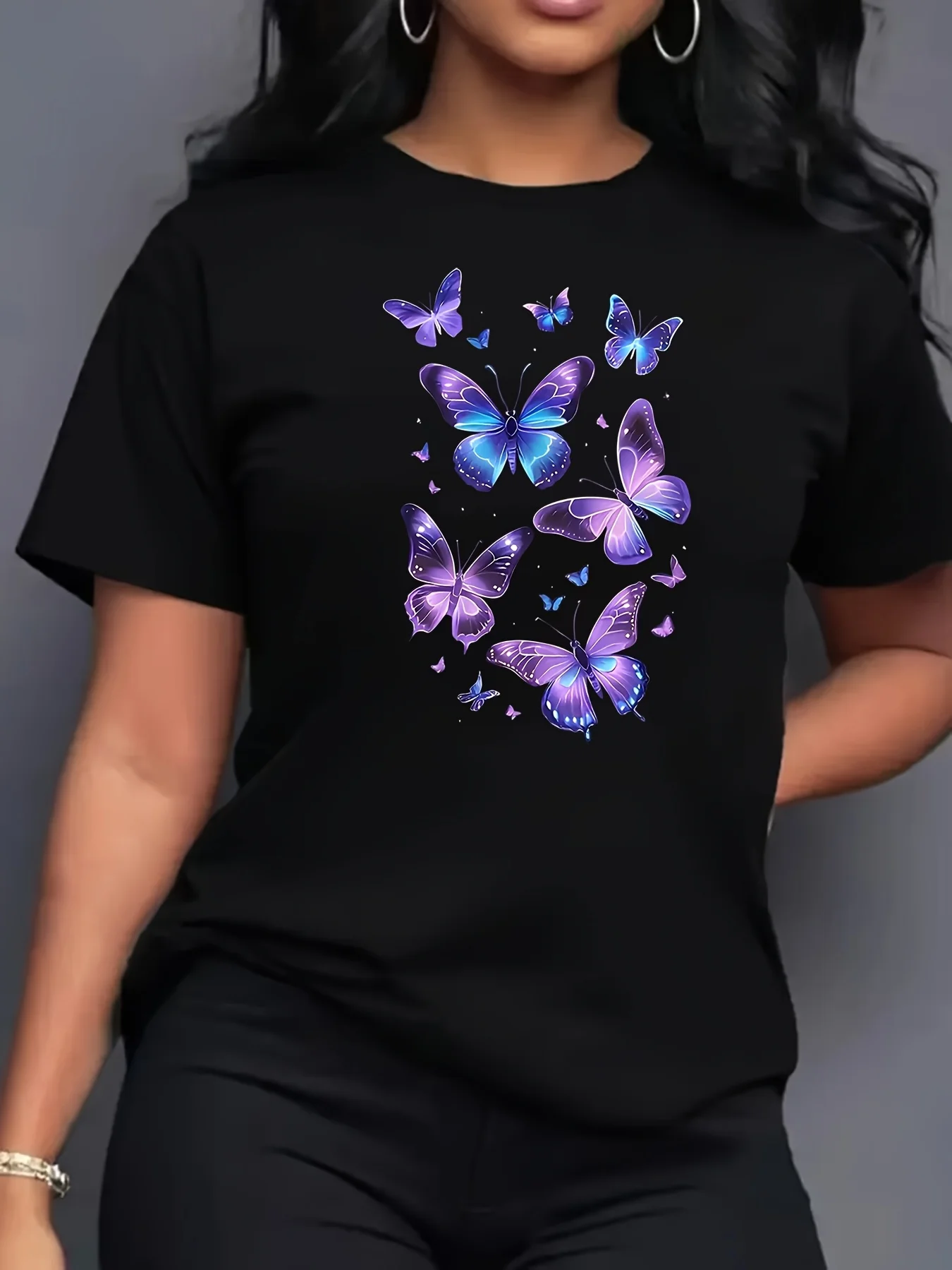 Women's Sporty Butterfly Print Short-Sleeve T-Shirt - Stretchy Comfort Fit Round Neck Top for Gym, Training & Casual Wear - Machine Washable All-Season Activewear, Relaxed Fit Tee | Nontransparent Material