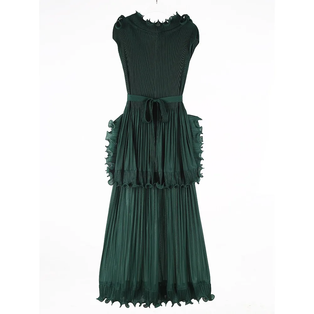

Miyake Pleated Plus Size Dress 2025 New Solid Colour Ruffle Collar Sleeveless Tie Fold Dress Mature and demure Wrinkle-resistant
