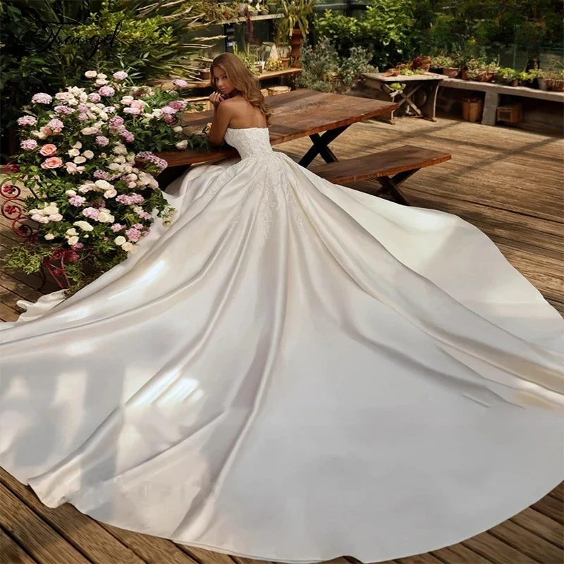 Off The Shoulder Wedding Dress Embroidered with Satin Ball Gown Princess Strapless Sleeveless Customized