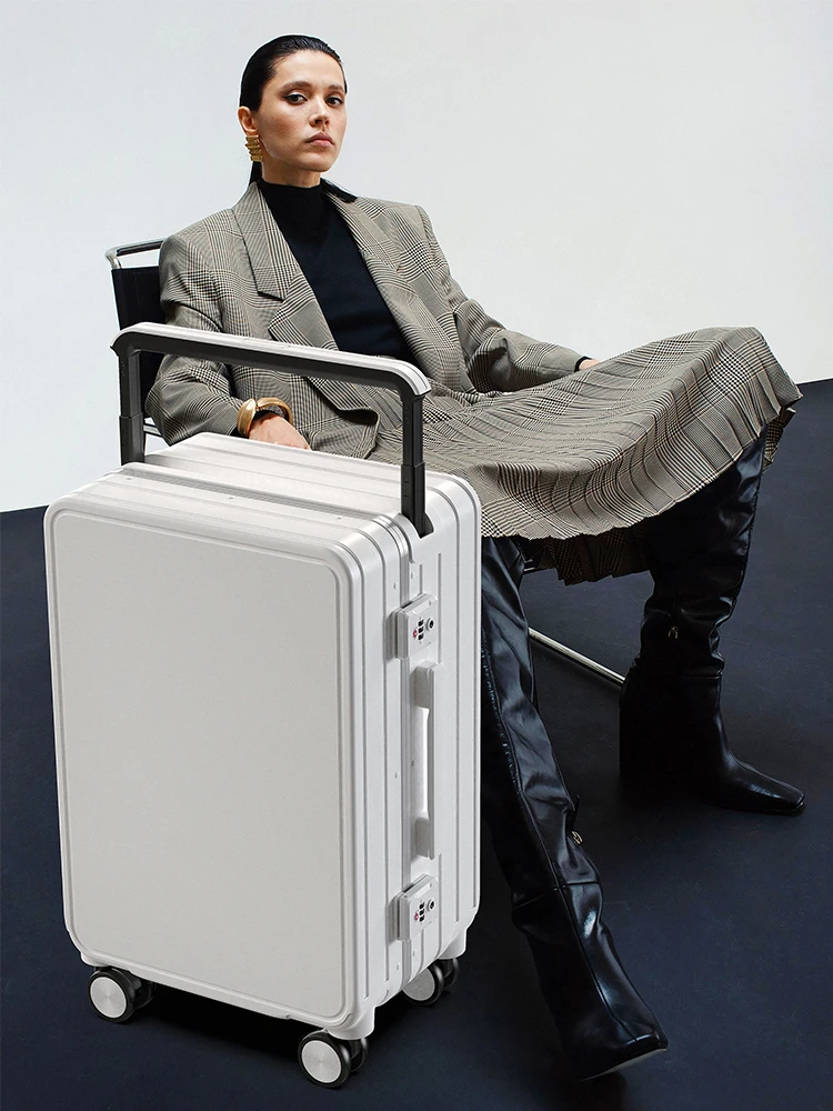

New Faion Aluminum Frame Lage Suitcase 20 Inch 24 Inch Lo Bule Explosion Proof Travel Boarding Box Large Capaci Ce...