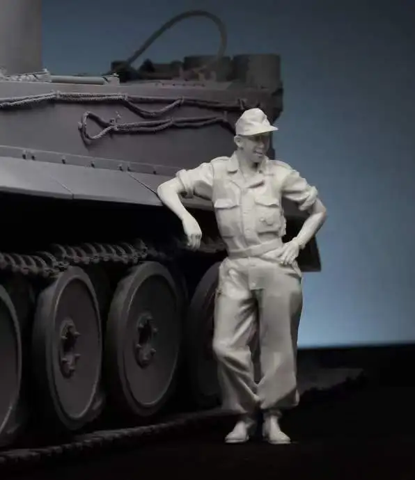 1:35 Resin kit   Panzer Crew, Kursk 1943  6 Collectible Unassembled Sculpture for Hobbyists