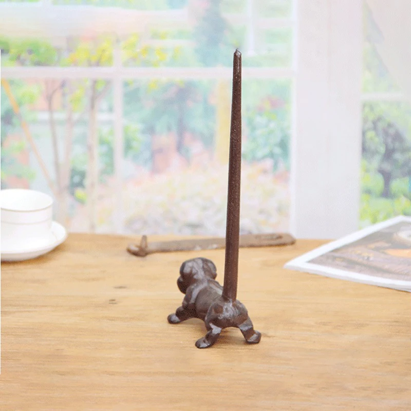 Rustic Cast Iron Dog Paper Towel Holder Metal Dachshund TP Roll Toilet Tissue Holder Paper Towel Rack Dog Kitchen Bathroom Decor