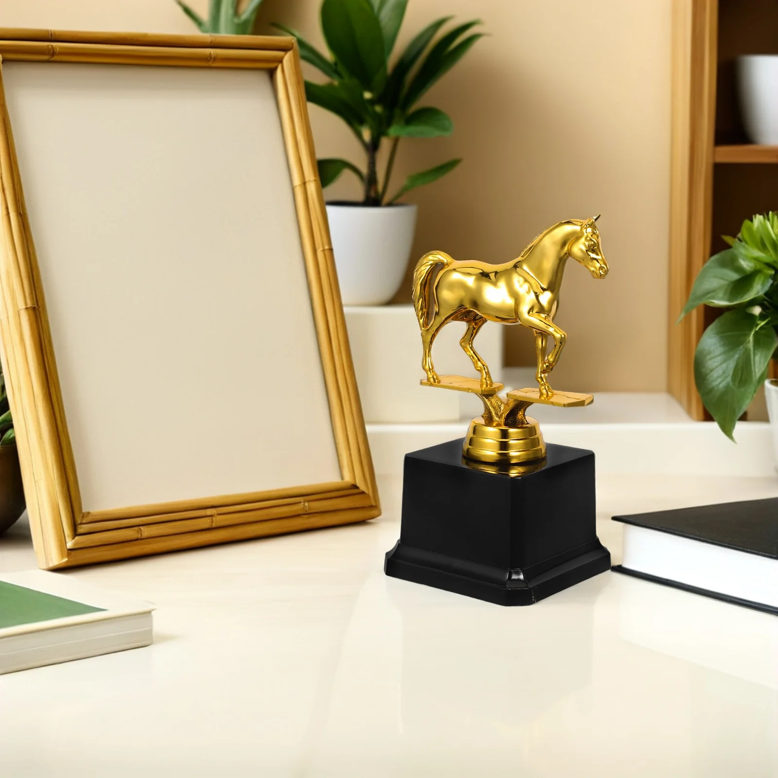 

2Pcs Versatile Indoor Outdoor Plastic Trophy Awards Horse Themed Party Favors Classroom Rewards Sports Competitions and