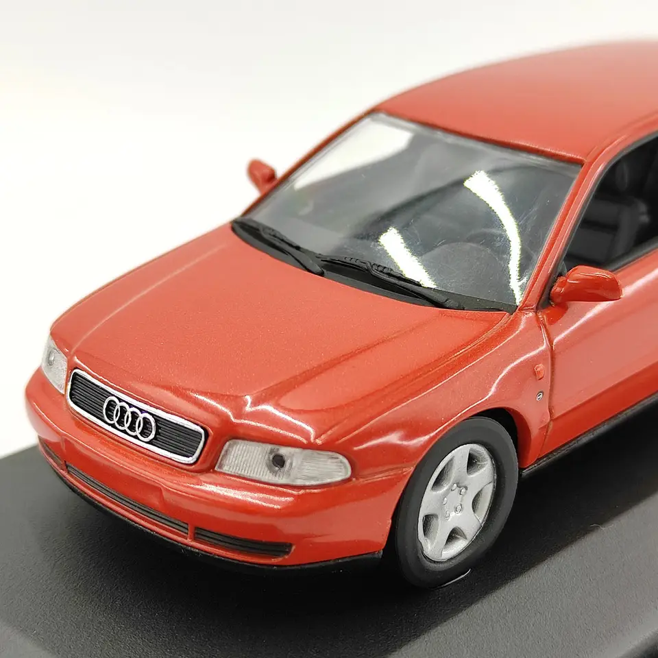 Minichamps 1:43 Scale Diecast Alloy Audi A4 Avant Wagon Toys Cars
