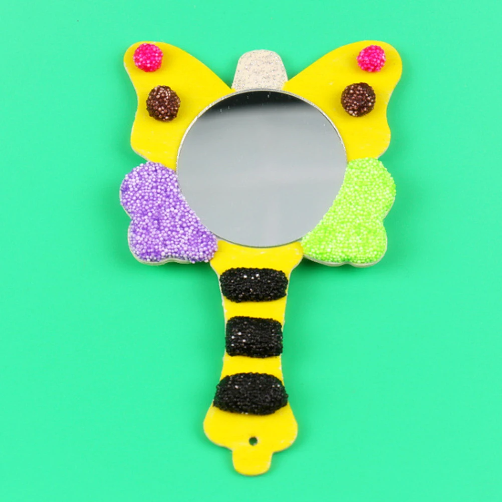 

1Set DIY Wooden Mirrors Cartoon Painting Handmade Crafts for Kids Children Random Pattern Educational Creative Gift Mini Mirror
